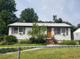 95 Fieldwood Rd, Waterbury, CT 06704