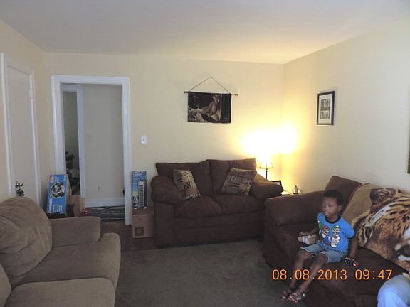 3rd image of 301 Amos St
