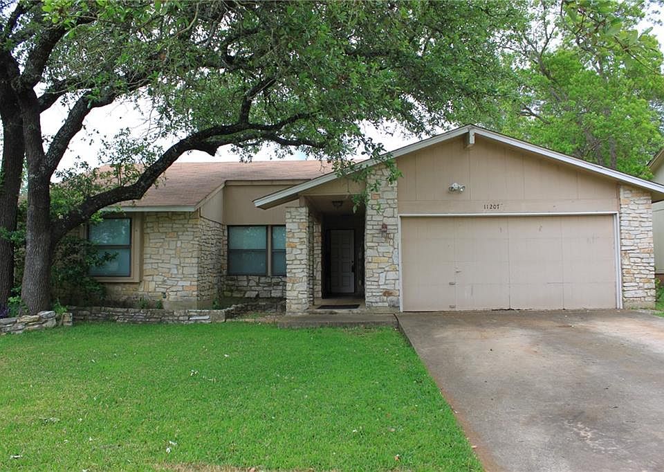 1st image of 11207 Iron Oak Trl