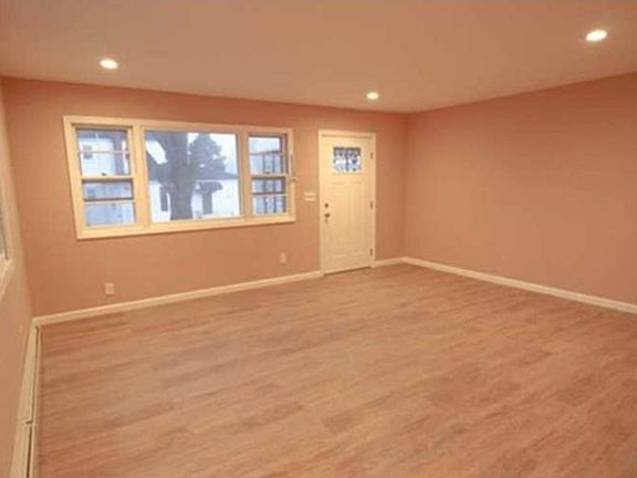 5th image of 6 2nd St #1