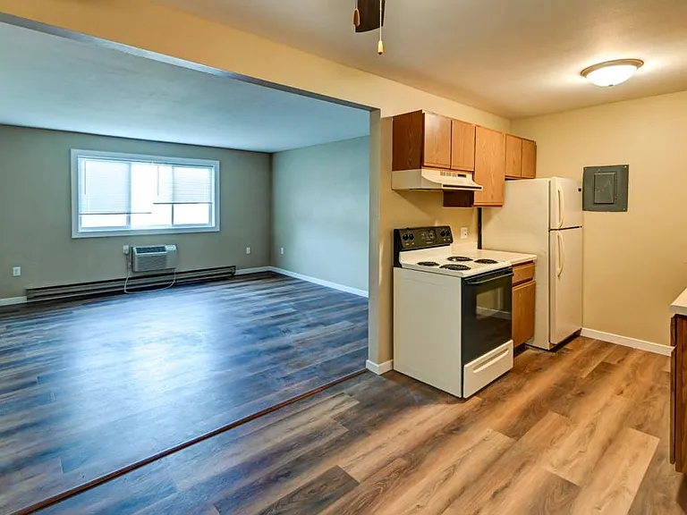 100 Sunset Ln #7 — Photo 14