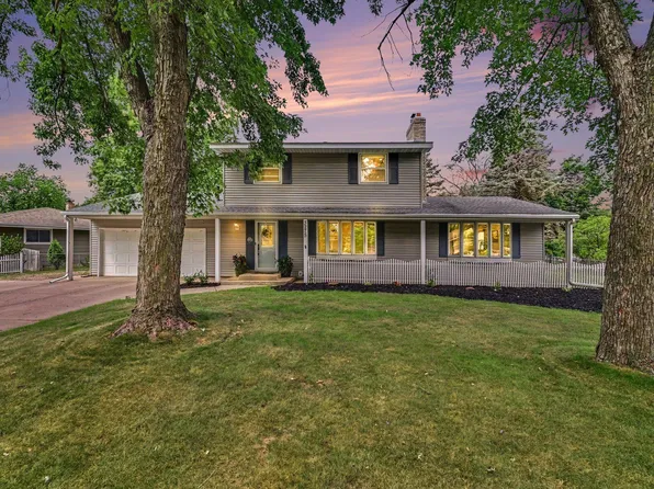 3275 Midland Ave, White Bear Lake, MN 55110