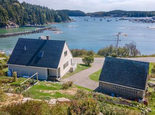 95 Green Head Rd, Stonington, ME 04681