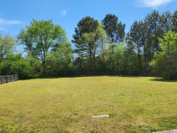 4th image of 2635 Harbins Mill Dr