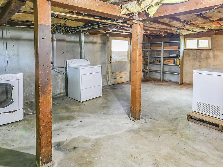 923 S Jefferson St — Photo 33