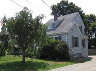 8 Lindbergh Rd, Framingham, MA 01702