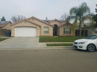 1912 E Sandalwood Ave, Tulare, CA 93274
