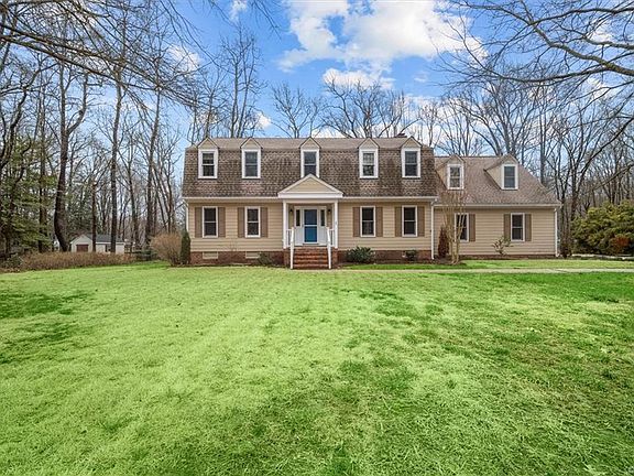 2nd image of 8404 Brittewood Cir