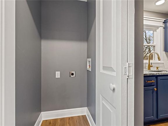 2nd image of 4504 Claudine Ln