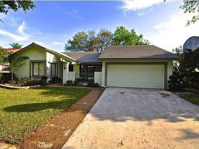 10606 NW 6th St, Plantation, FL, 33324