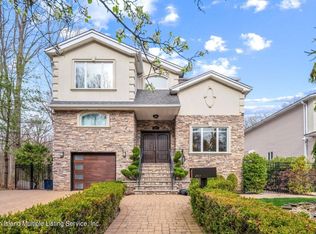 297 Kingdom Ave, Staten Island, NY 10312