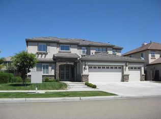 585 E Wind Dr, Ripon, CA 95366