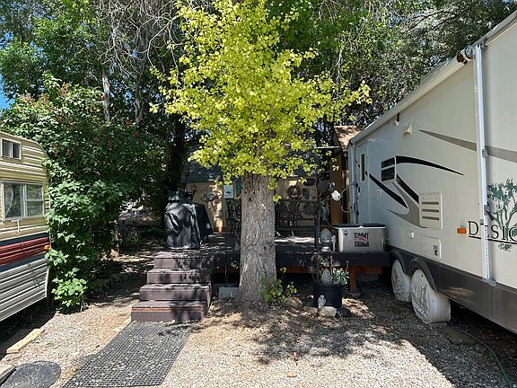 4th image of 3055 S Edgemont Dr