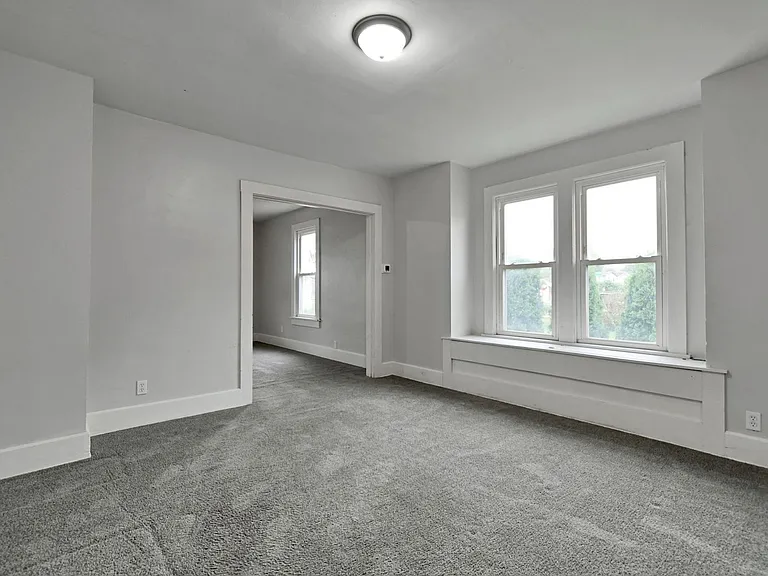 5 Cottage St — Photo 11
