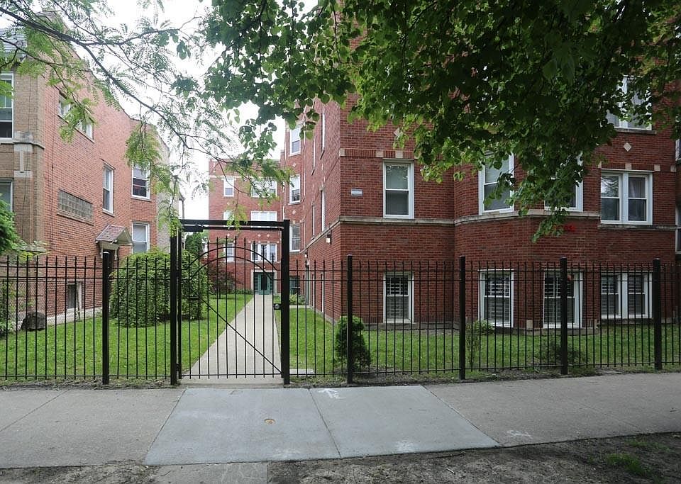 1st image of 4707 N Troy St #1
