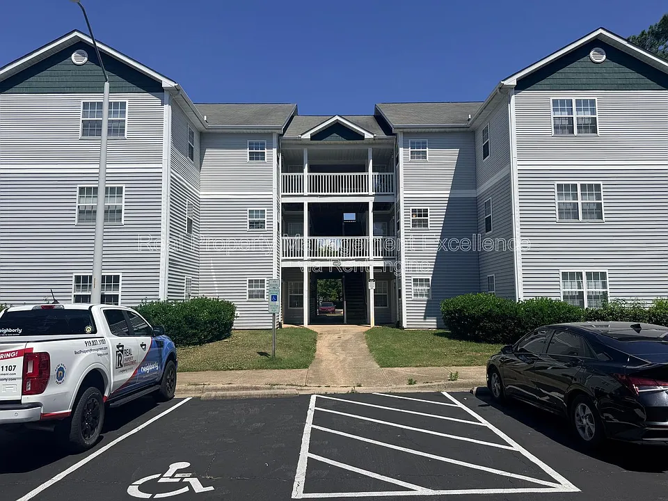 2031 Wolfmill Dr #103-A