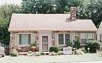 1st image of 900 Maury St