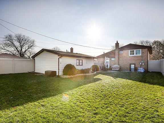 2nd image of 5356 Alexander Pl