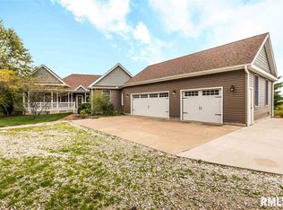25479 N Boat Dock Rd, Canton, IL 61520