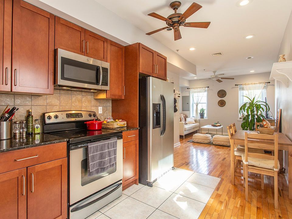 1st image of 216-218 Market St #3