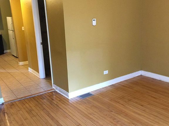 2nd image of 2349 W North Ave #Ch2r