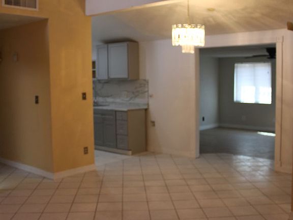 4th image of 11724 Jennifer Dr