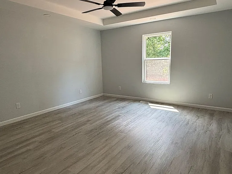 229 Old Landfill Rd #B — Photo 15