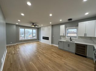 4942 W Belden St #2, Chicago, IL 60639