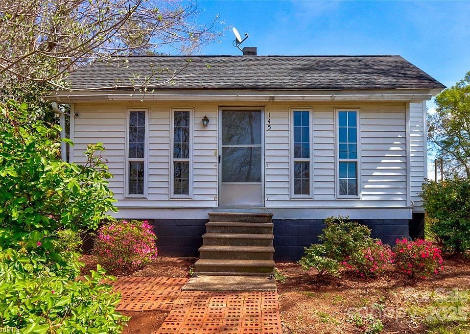 1st image of 145 Duke St