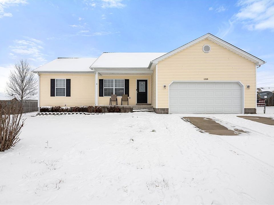 1st image of 1318 Huron Way