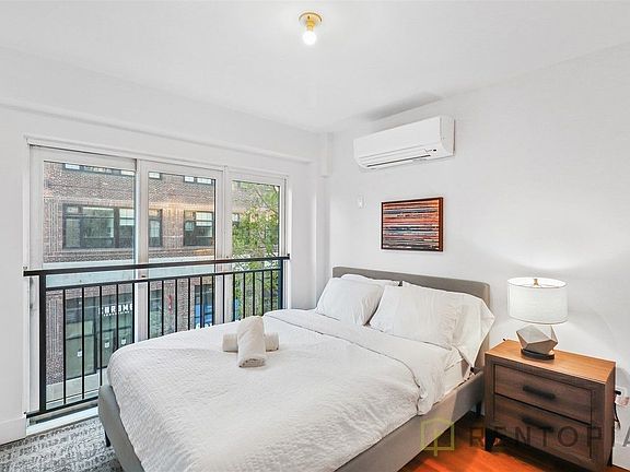 2nd image of 99 N 4th St #402