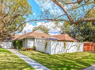 10607 Camarillo St, North Hollywood, CA 91602