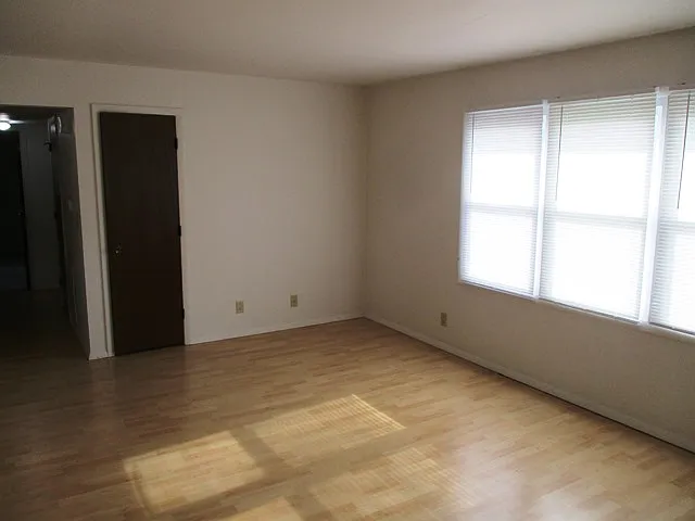 203 S Regency Dr #2A — Photo 4
