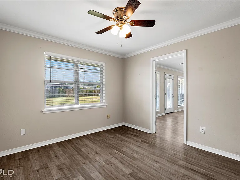 5318 Foxglove Dr — Photo 24