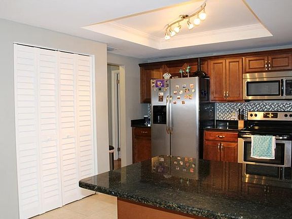 4th image of 3070 Flamingo Ln