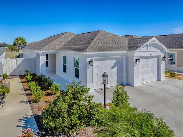 1669 Cadorette Dr, Okahumpka, FL 34762