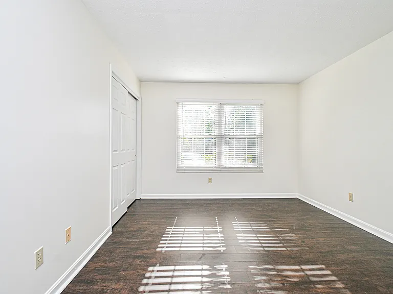 3021 Stratford Ct #1 — Photo 22