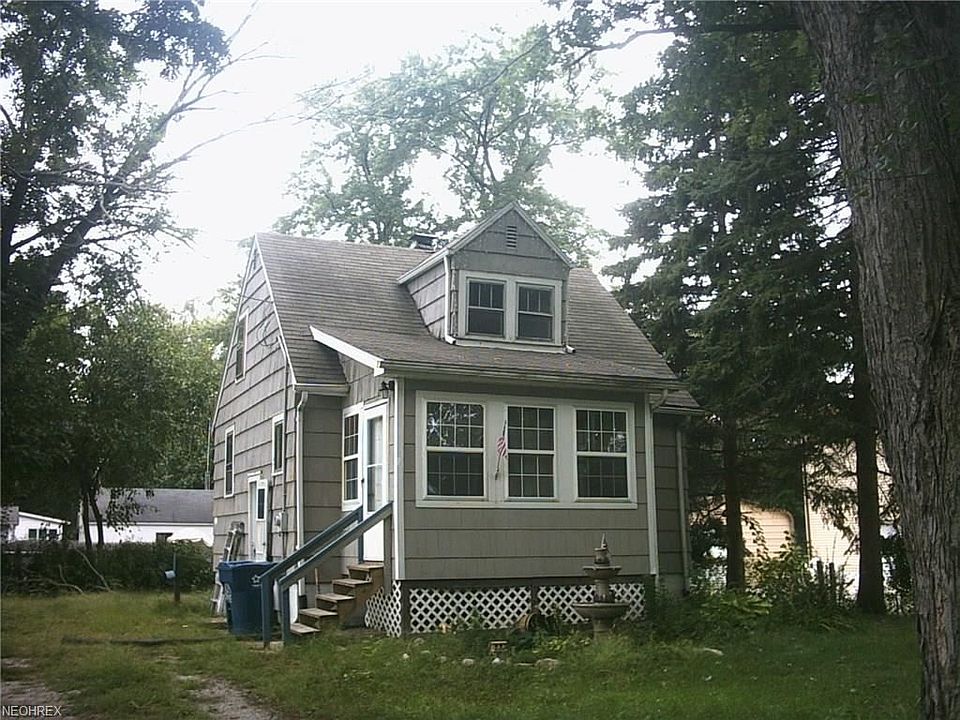 1st image of 624 Cove Blvd