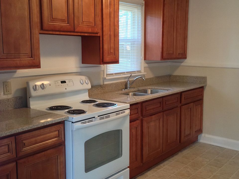 Newly Refinished Kitchen
