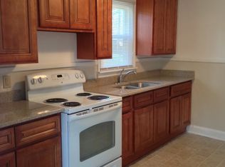5100 High St W APT B, Portsmouth, VA 23703