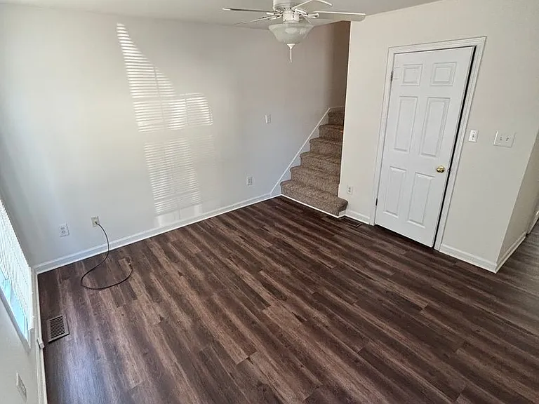 3801sher — Photo 2