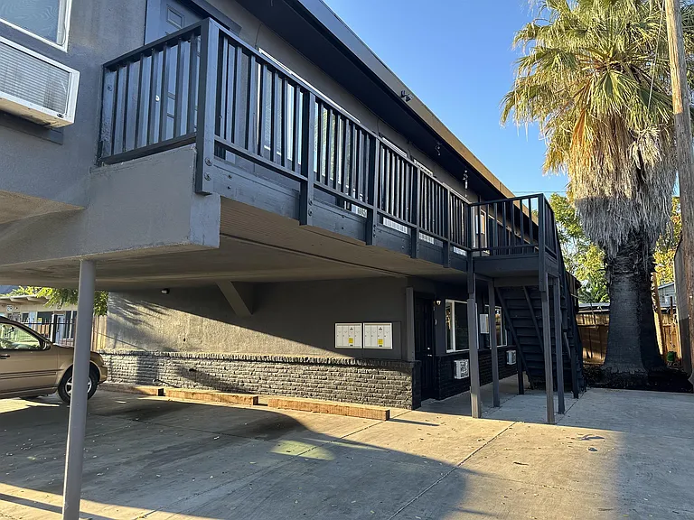 1233 E Weber Ave — Photo 9