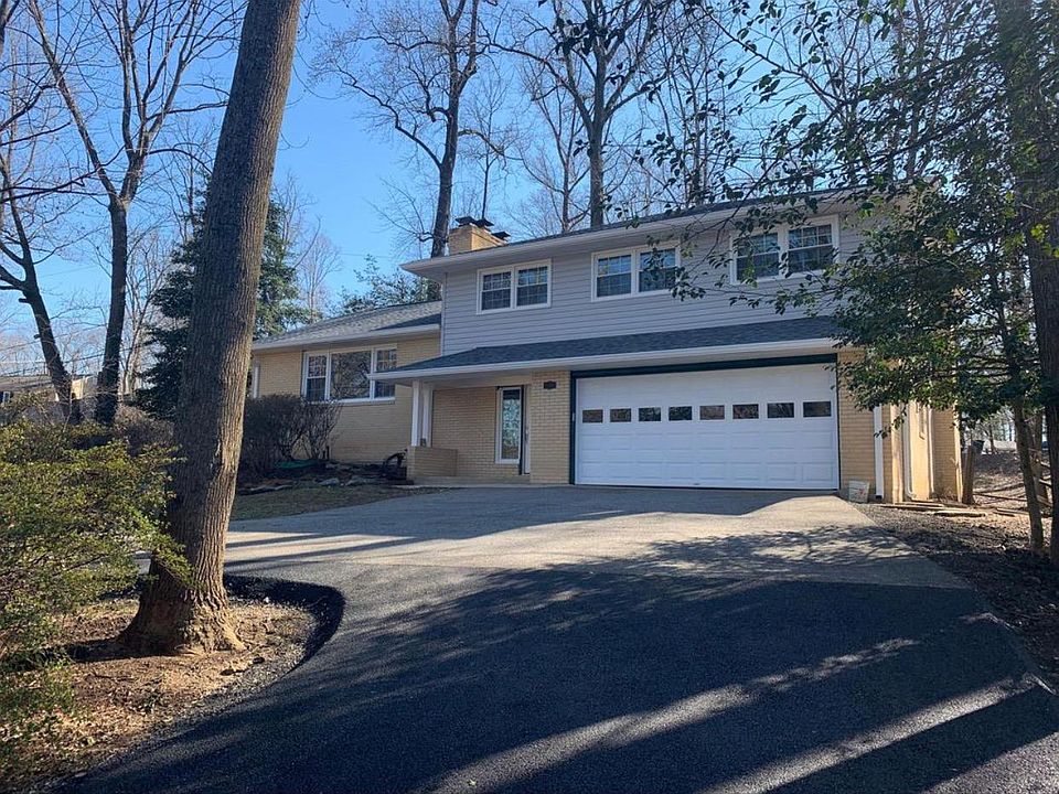 1st image of 731 Carlisle Dr