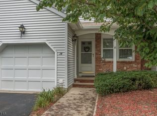 14 Bridle Way, Sparta, NJ 07871