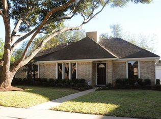 3030 Colonial Dr, Sugar Land, TX 77479