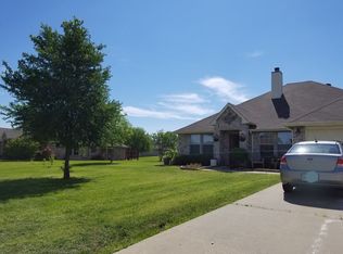 112 Grant Dr, Fate, TX 75189