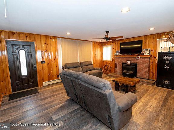 4th image of 841 Oxgoose Dr