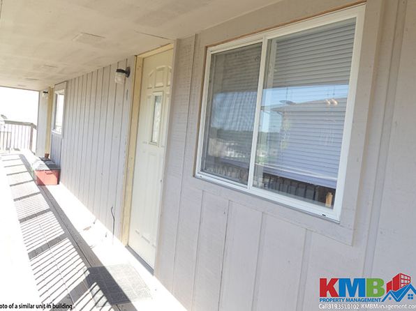 215 W Marengo Rd, Tiffin, IA