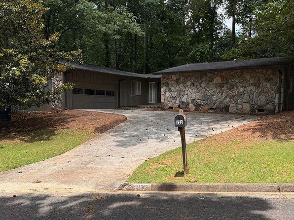 235 Trailmore Ct