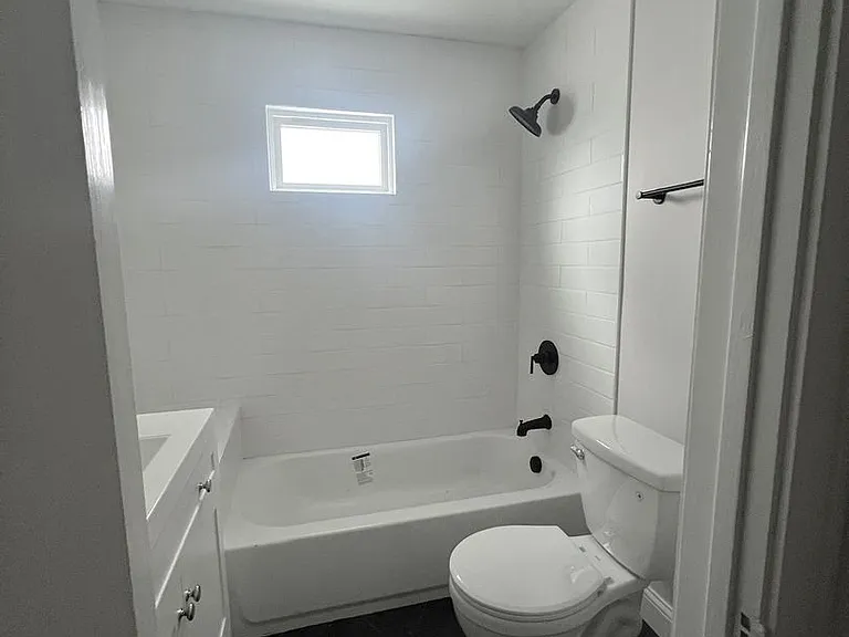 2068 Waterbury Rd — Photo 6